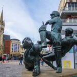 Sports statue in Leicester town centre